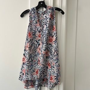 Cabi sleeveless summer blouse, size medium. Floral print.